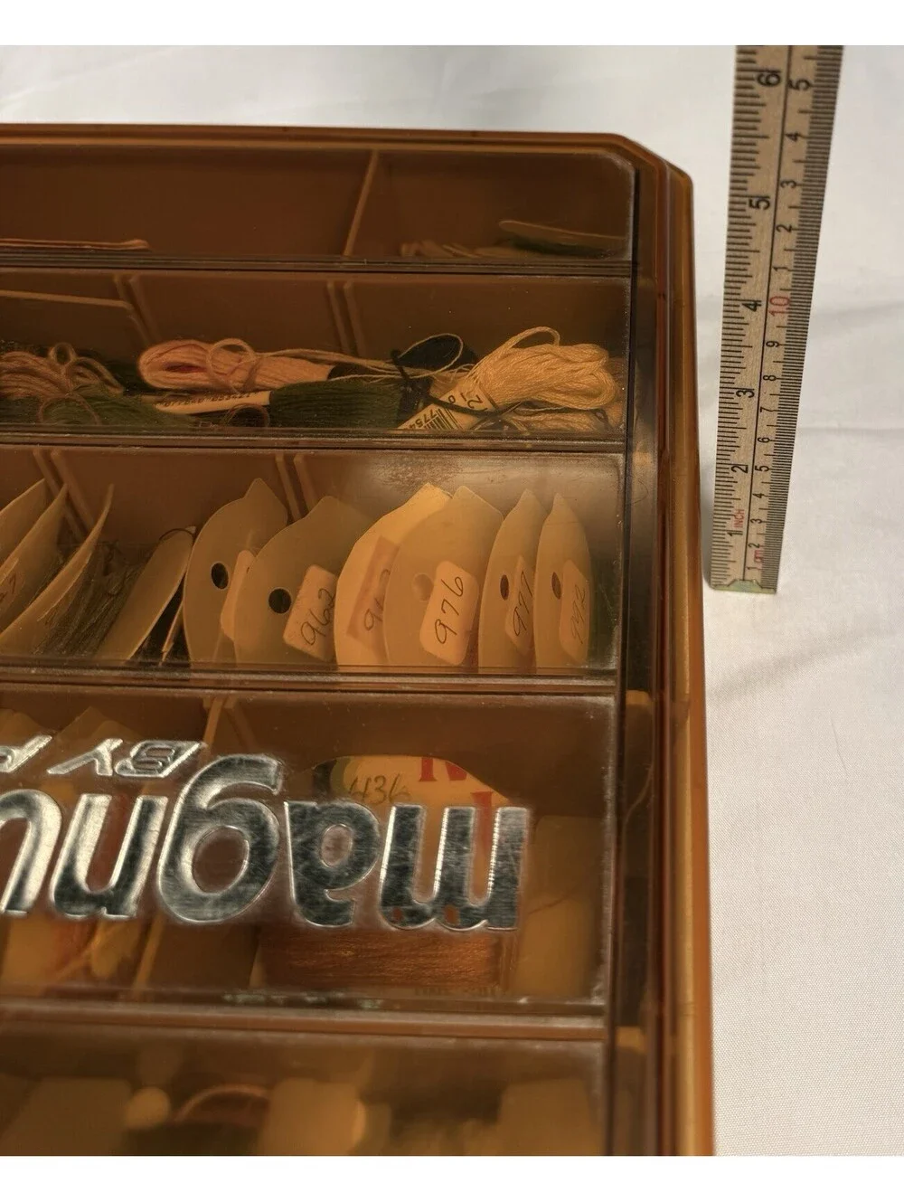 Magnum Plano Storage Box with Embroidery Cross Stitch Floss Craft Sewing